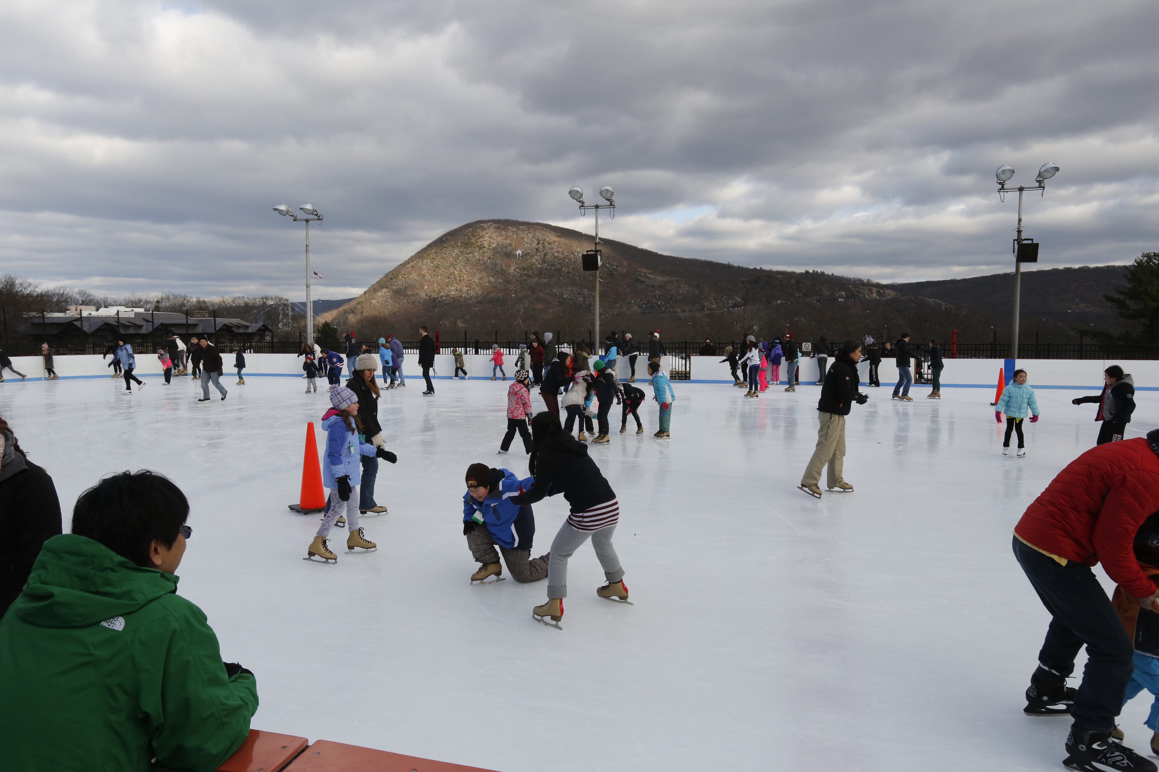 Rockland rink pro shop clearance